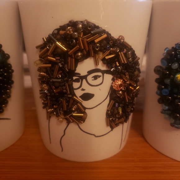 Mugs - Picture 2 of 5